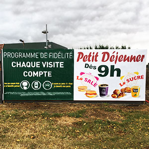 Bâche publicitaire